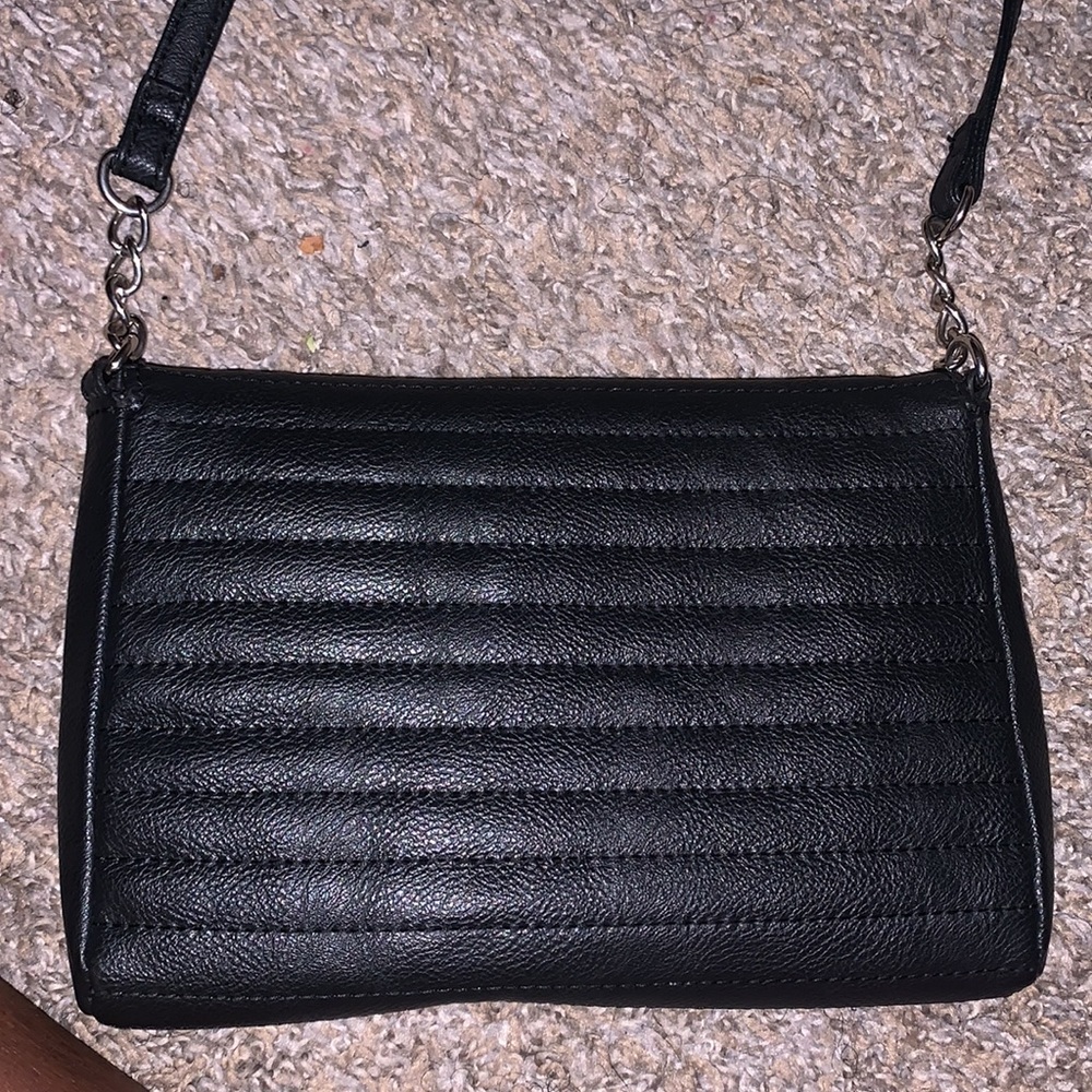 Nine West small black crossbody - Picture 3 of 4